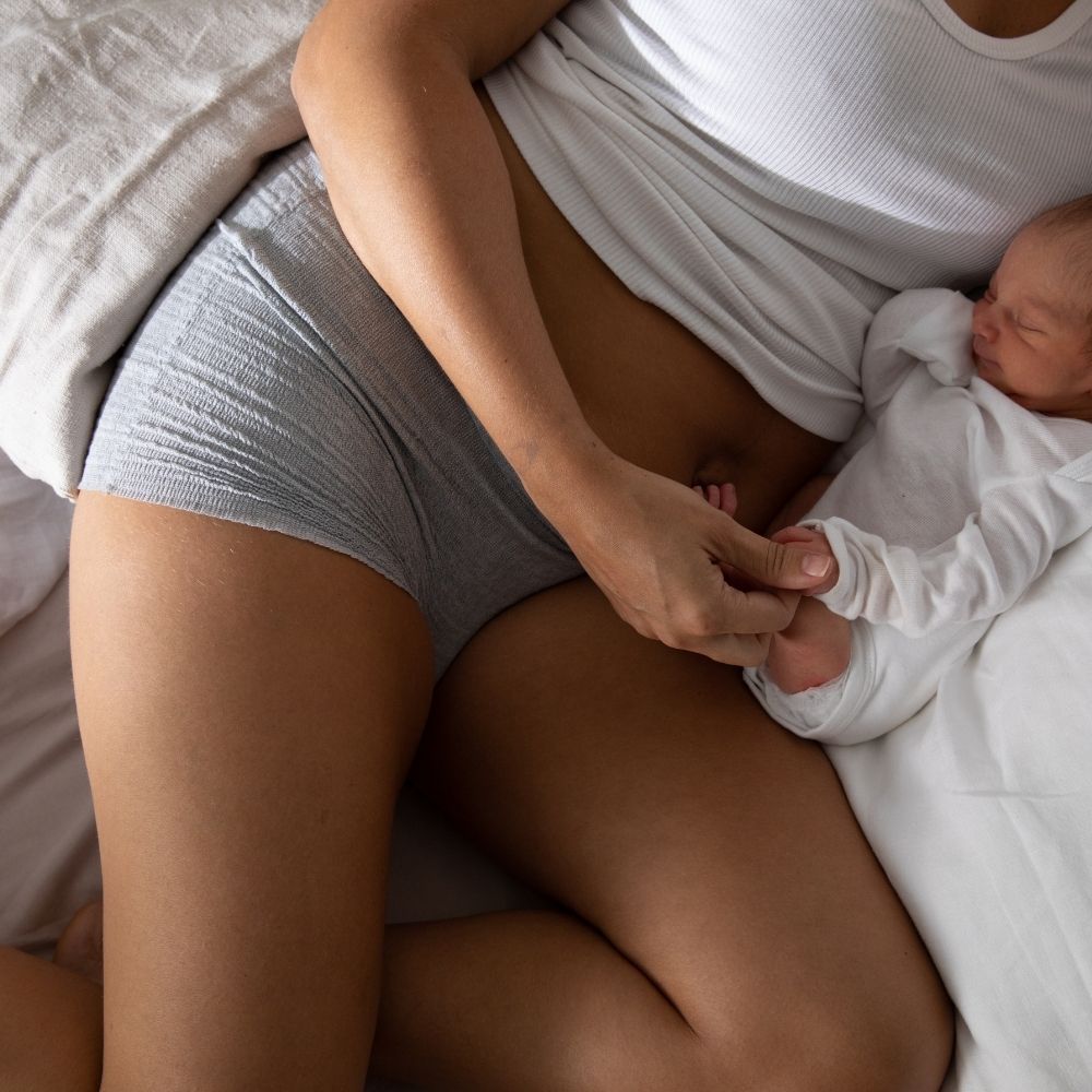 Intimo monouso post parto pantaloncino (8 pezzi)